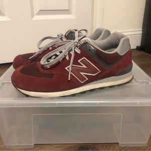 Size 10 Burgundy New Balance 574!!